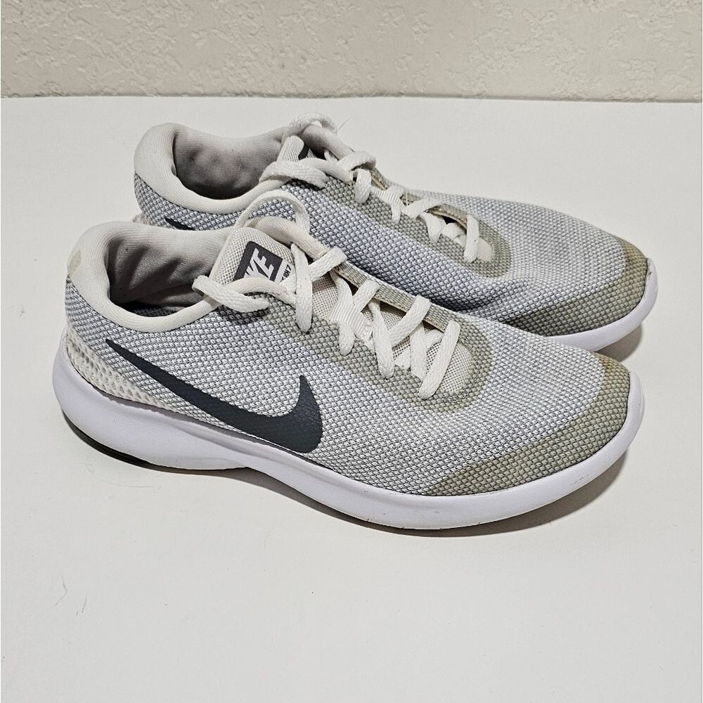 Nike Flex Experience RN 7 Athletic Running shoes Grey White Women Size 6.5